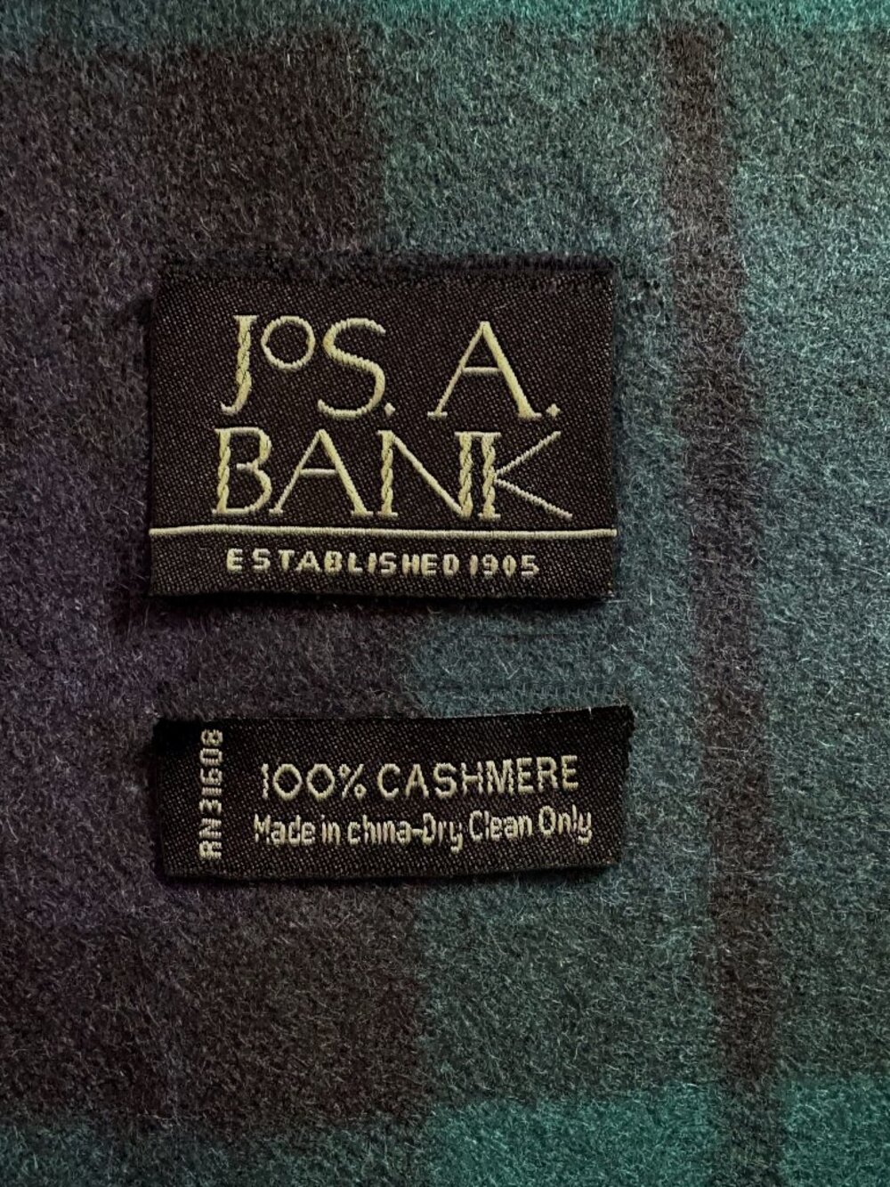 NEW Blue Green Black Watch Plaid Reserve Collection Cashmere Scarf Jos. A. Bank - Picture 8 of 13
